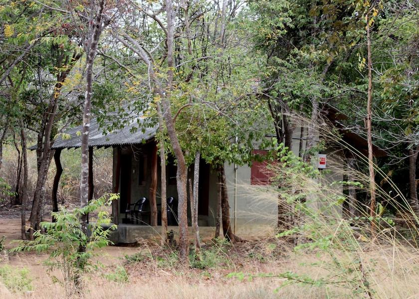 Anuradhapura District Habarana Exterior Detail
