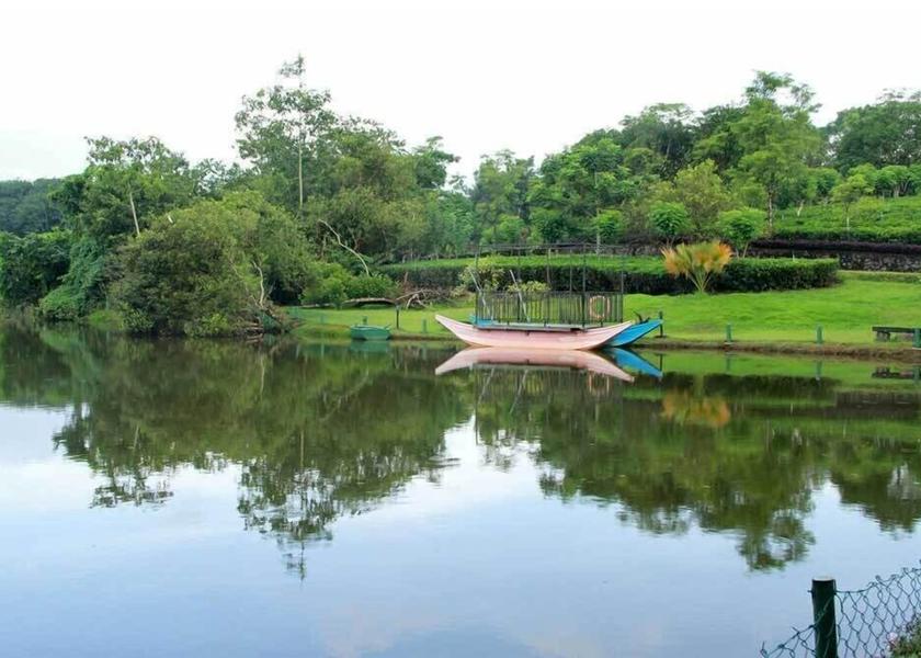 Sabaragamuwa Province Kuruwita Lake