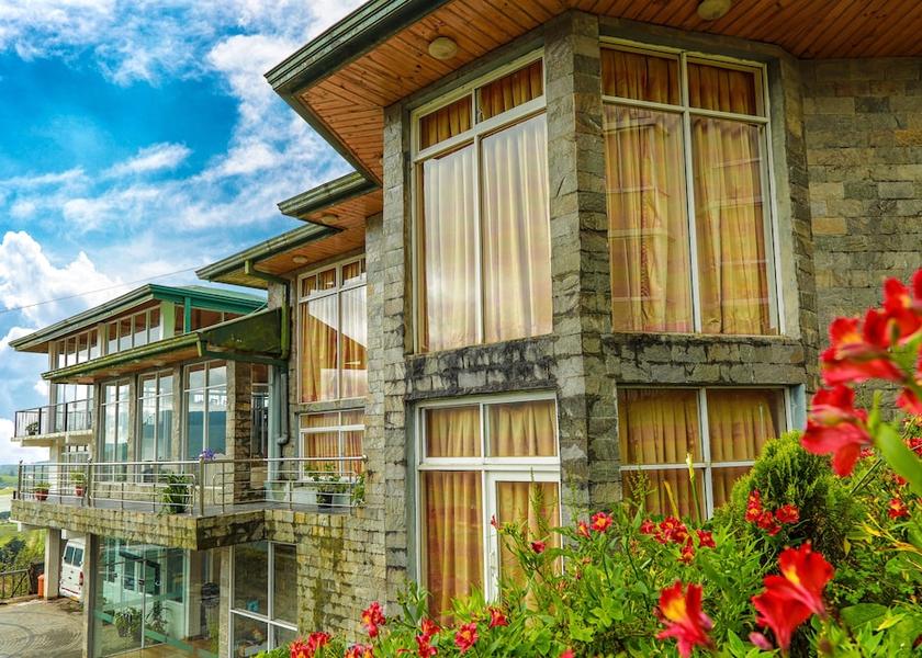 Central Province Nuwara Eliya Front of property