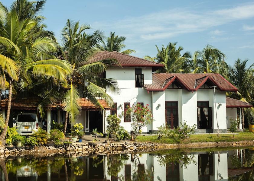 Southern Province Madampagama Exterior Detail