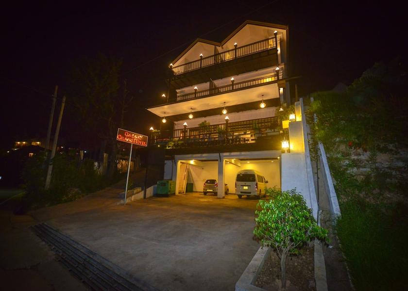 Central Province Nuwara Eliya Front of property - evening/night