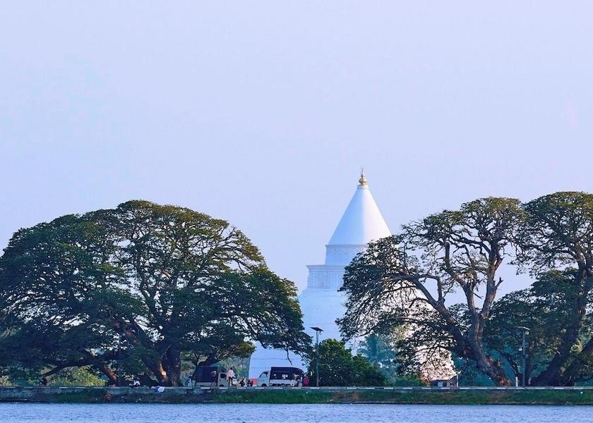 Hambantota District Tissamaharama Amenity