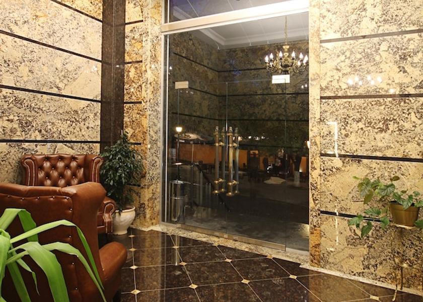  Chisinau Interior Entrance