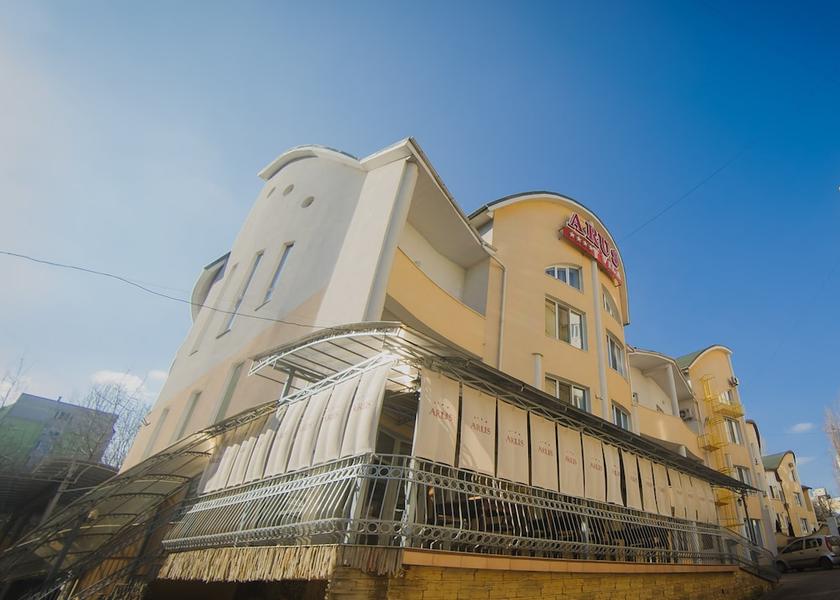  Chisinau Exterior Detail