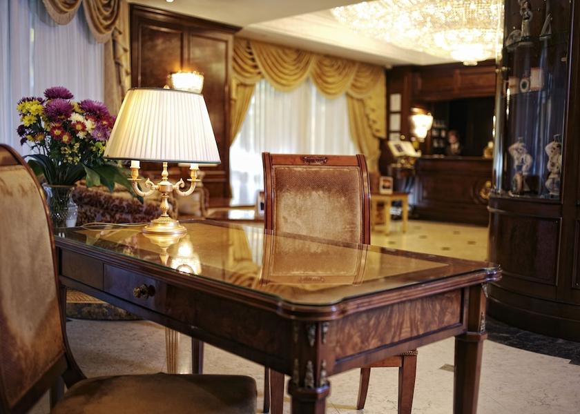  Chisinau Lobby