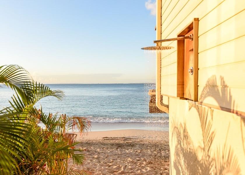  Grand Case Exterior Detail