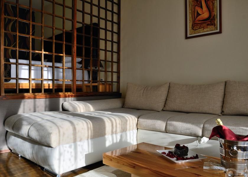  Berovo Room