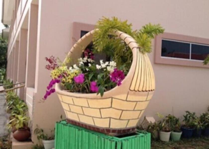 Mon State Kyaikto Exterior Detail