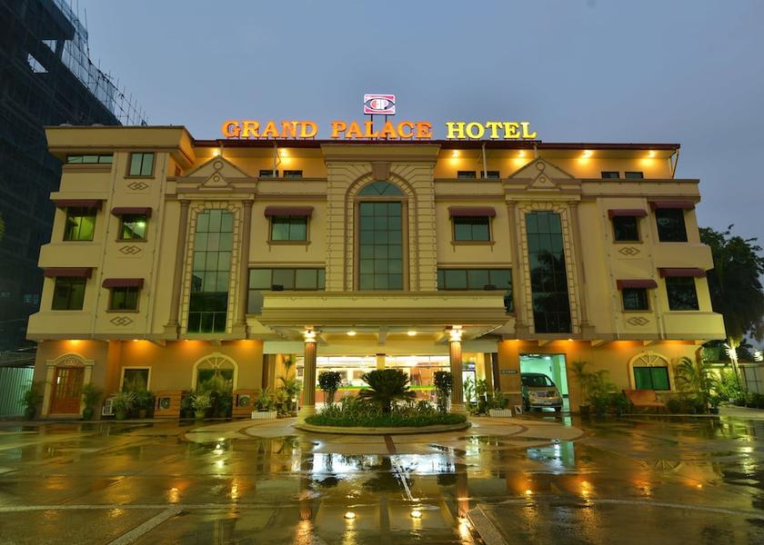  Yangon Exterior Detail