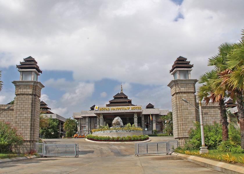 Naypyidaw Union Territory Naypyidaw Property entrance