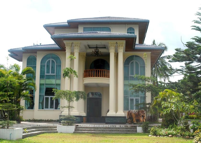 Kachin State Myitkyina Front of property