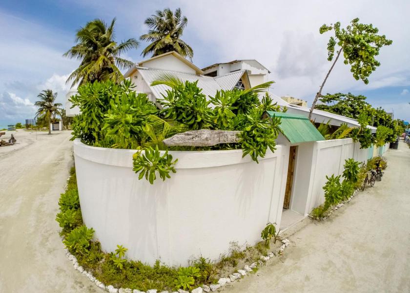 Kaafu Atoll Maafushi Entrance