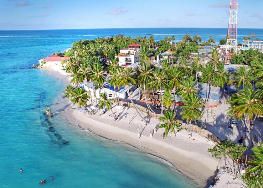 Kaafu Atoll Maafushi Beach