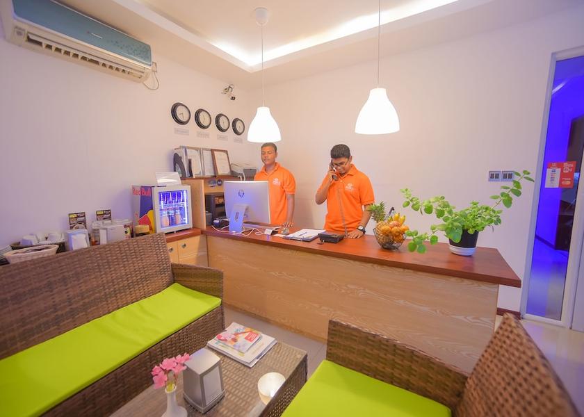 Kaafu Atoll Hulhumalé Interior entrance