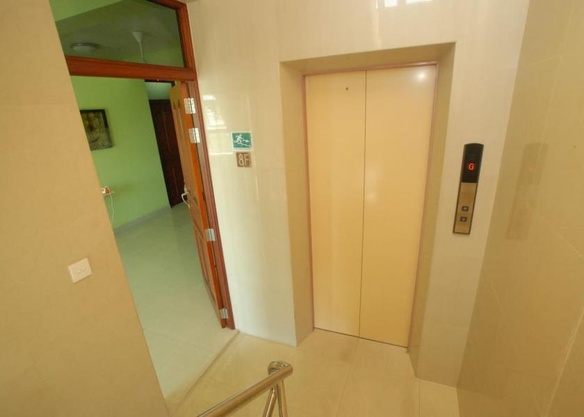 Kaafu Atoll Male Interior Entrance