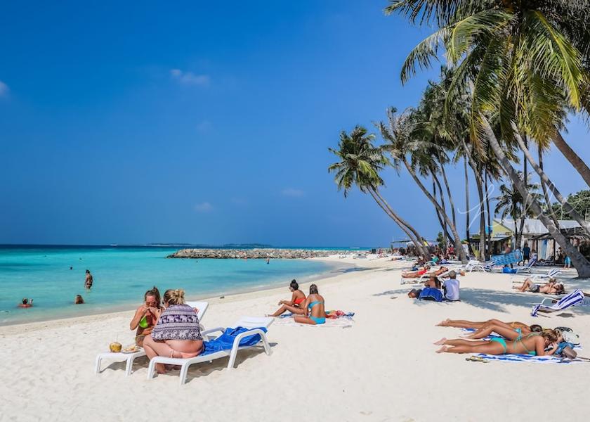 Kaafu Atoll Maafushi Beach