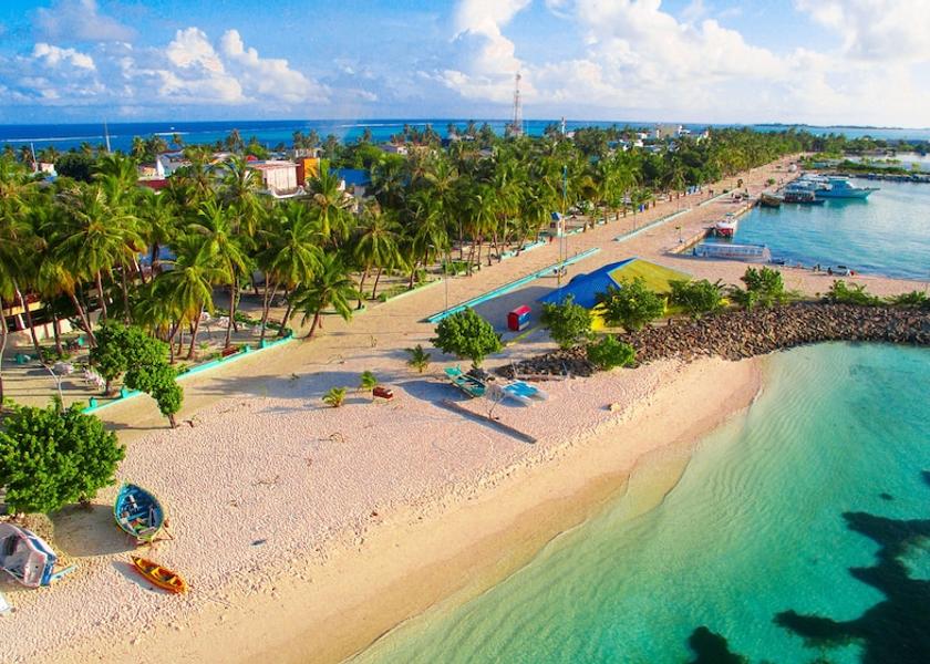 Kaafu Atoll Maafushi Beach