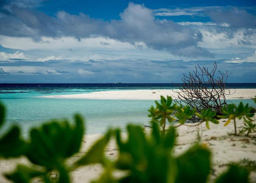 South Ari Atoll Hangnaameedhoo Beach