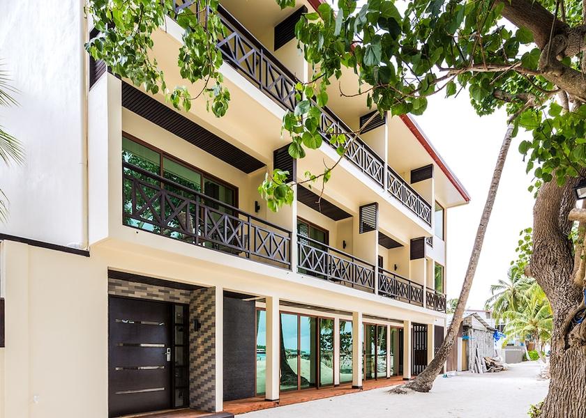 Kaafu Atoll Thulusdhoo Island Facade