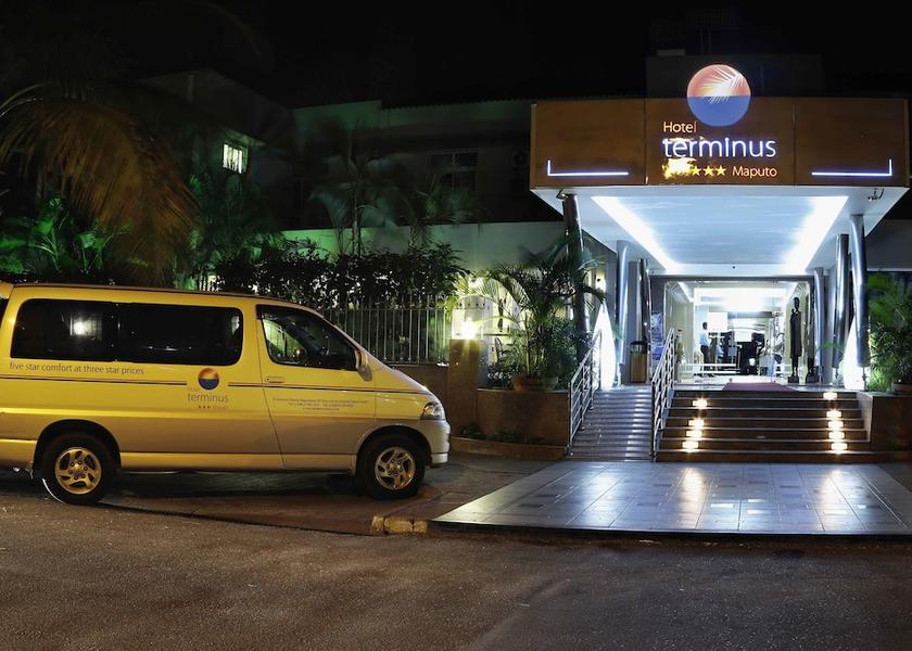 Cidade de Maputo Maputo Entrance