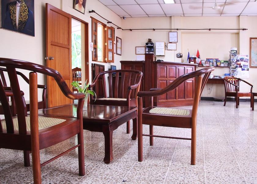 Leon (department) Leon Lobby