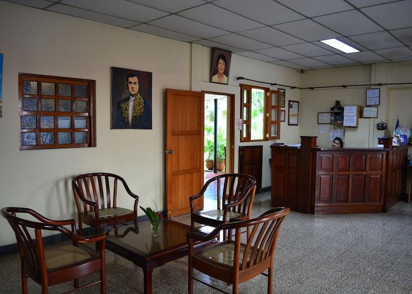 Leon (department) Leon Lobby