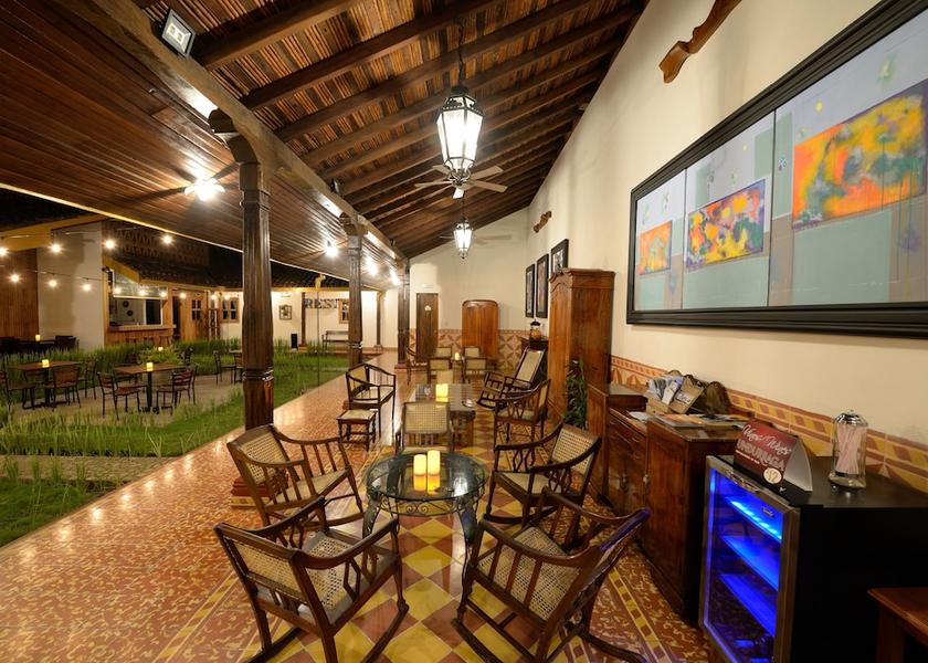 Leon (department) Leon Interior Entrance