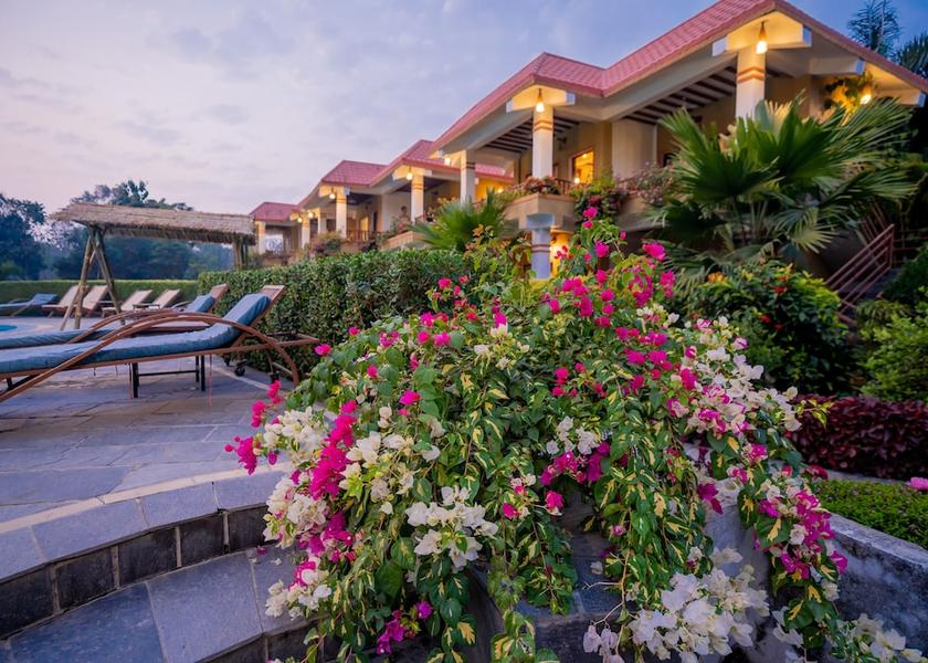 Bagmati Sauraha Exterior