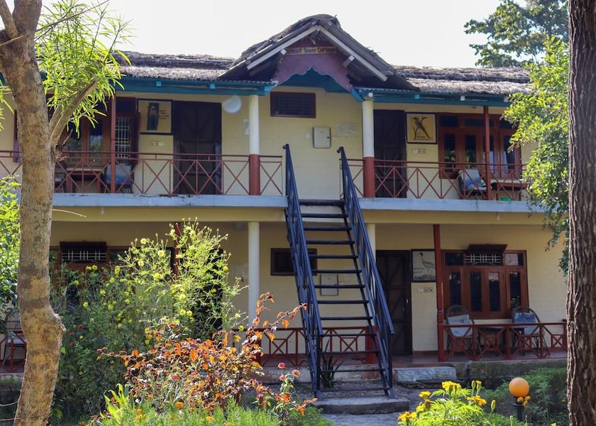  Bardia Exterior Detail