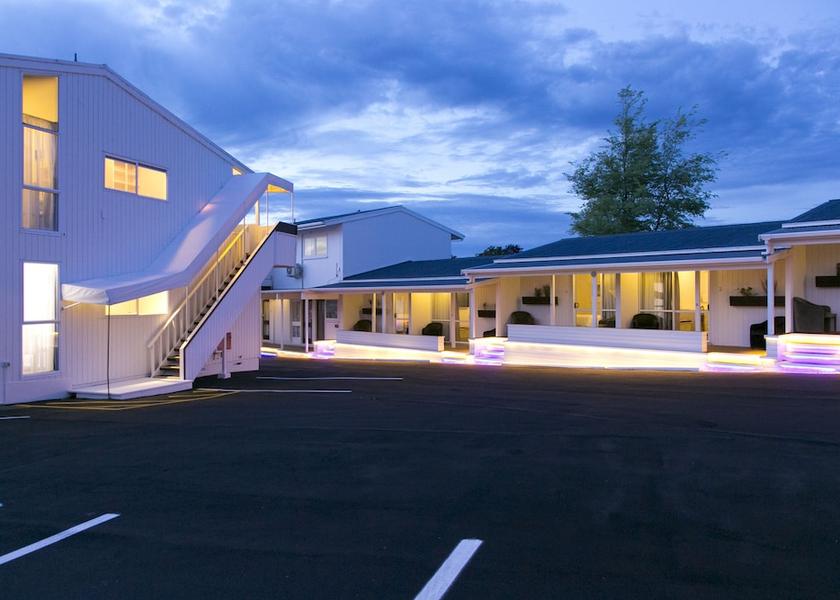 Waikato Taupō Facade