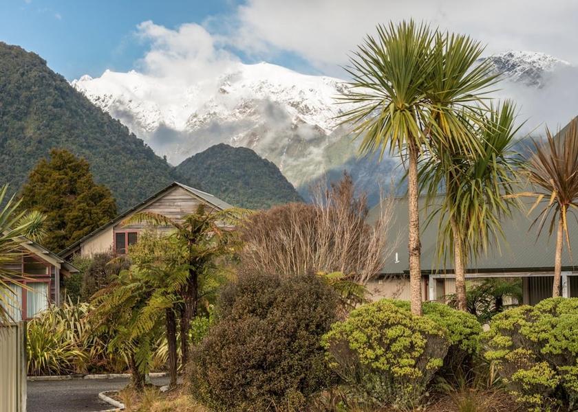 West Coast Franz Josef Glacier Property grounds