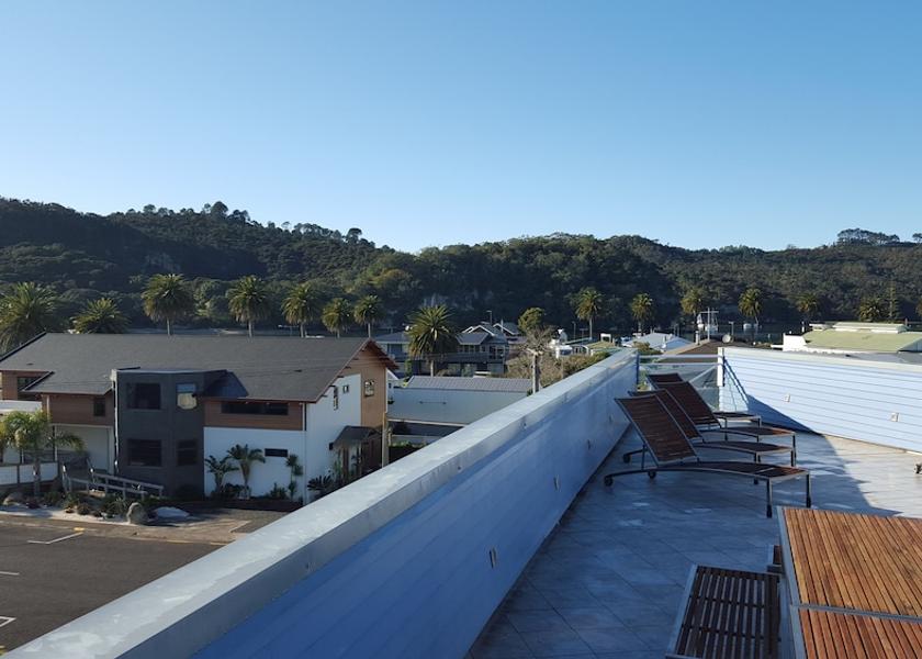 Sundeck