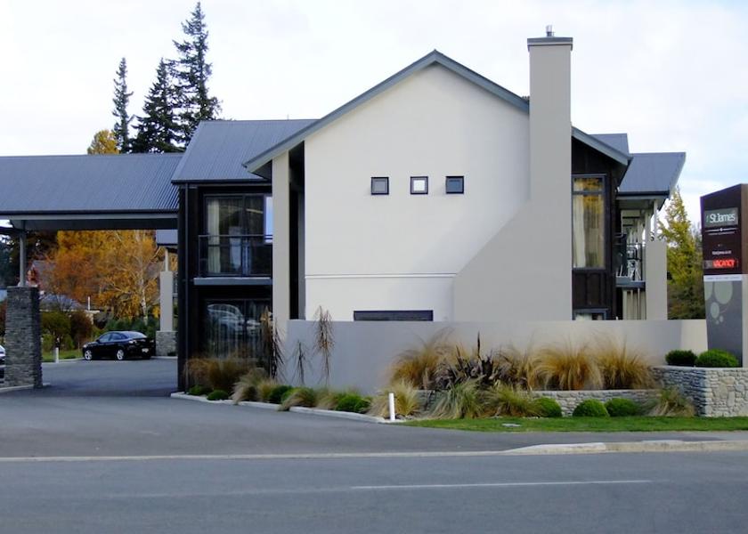 Canterbury Hanmer Springs Property entrance