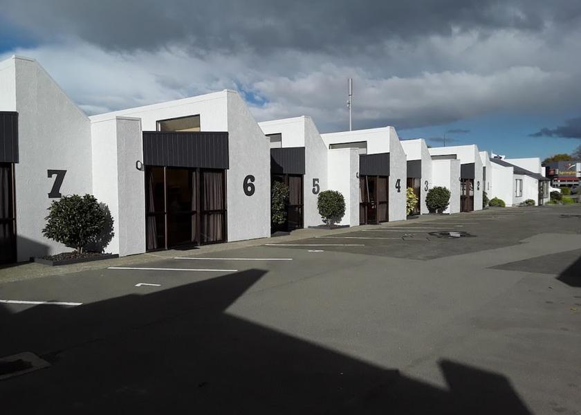  Blenheim Exterior Detail