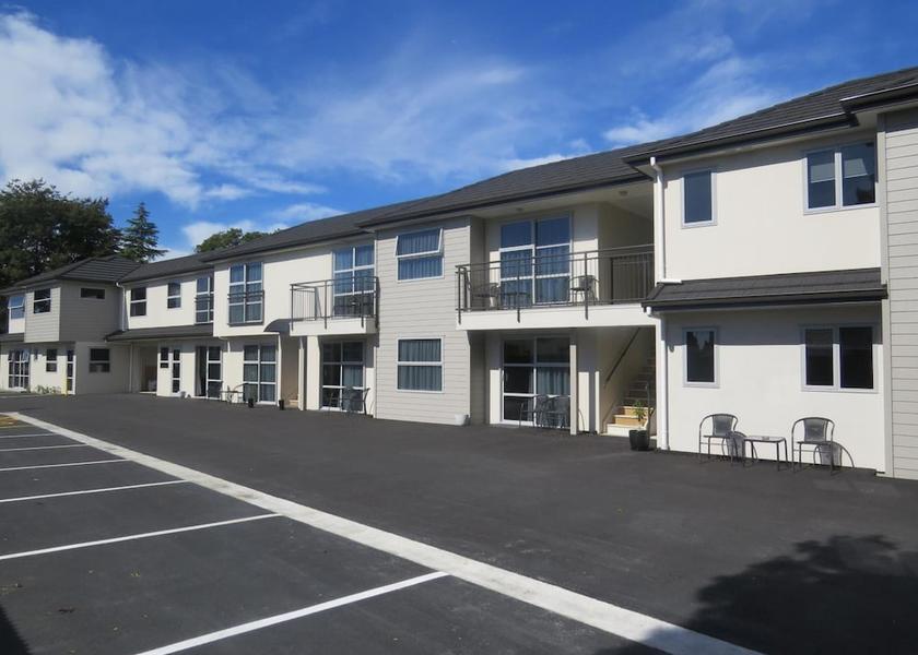 Marlborough Blenheim Exterior