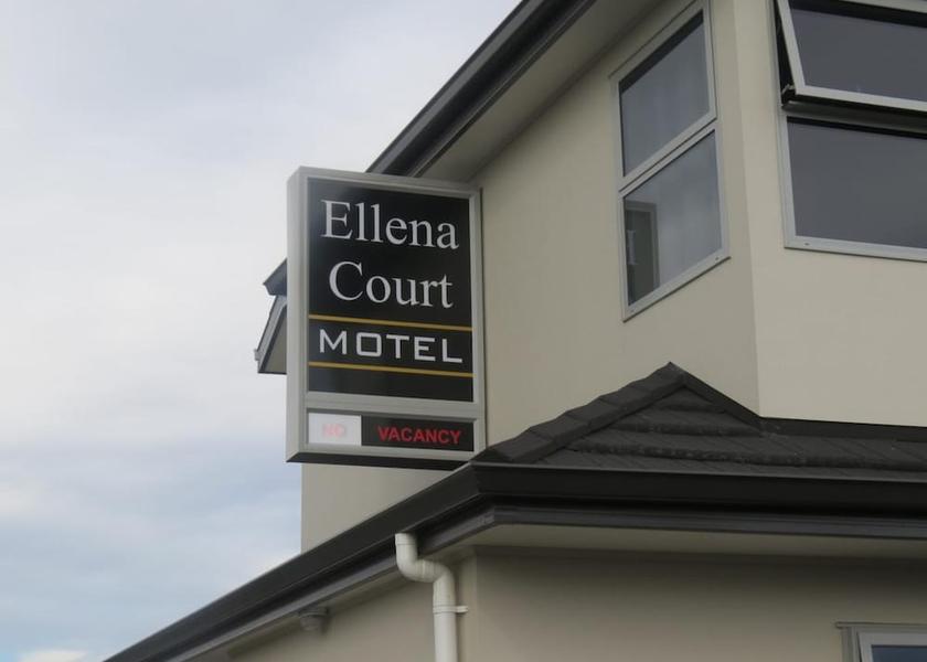  Blenheim Interior Entrance