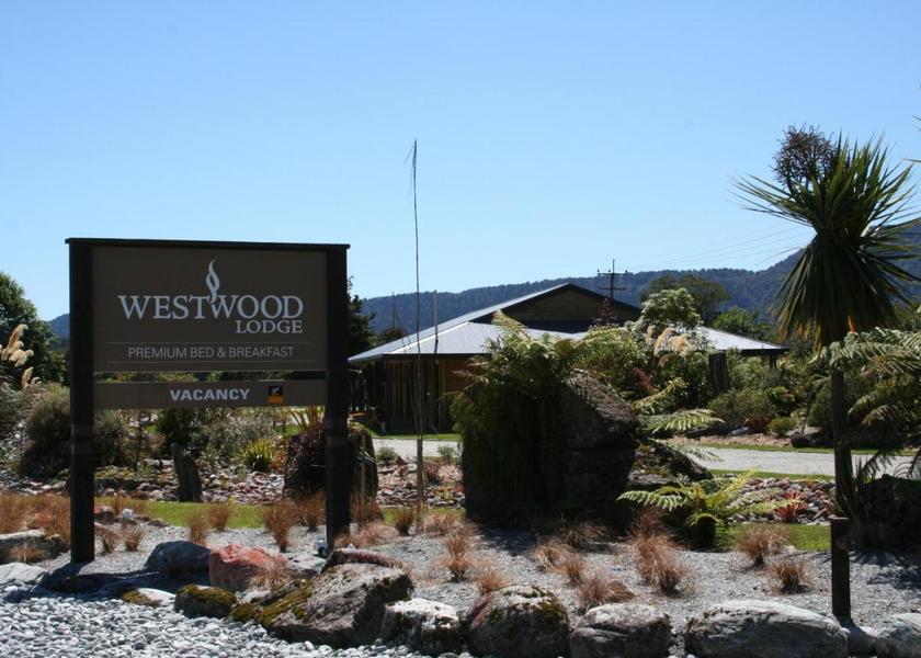 West Coast Franz Josef Glacier Hotel Exterior
