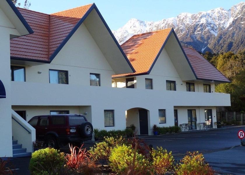 West Coast Fox Glacier Exterior