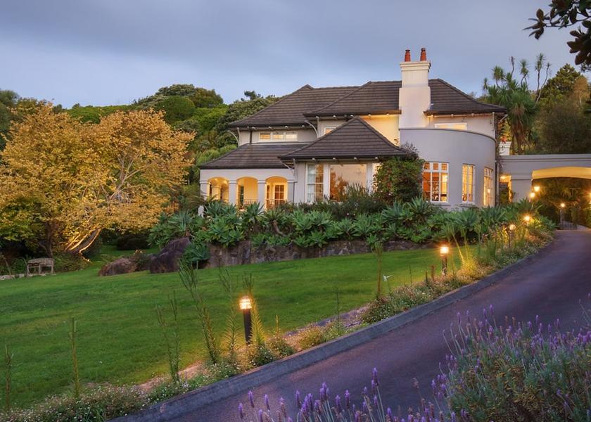 Greater Wellington Paraparaumu Front of property