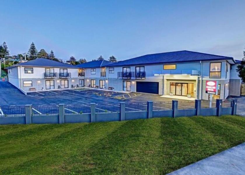 Waikato Hamilton Exterior Detail