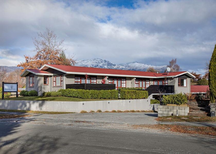 Otago Arrowtown Exterior Detail