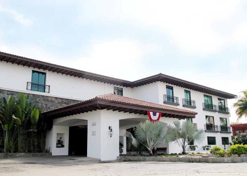 Veraguas Santiago Exterior Detail