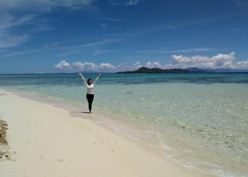  Alotau Beach