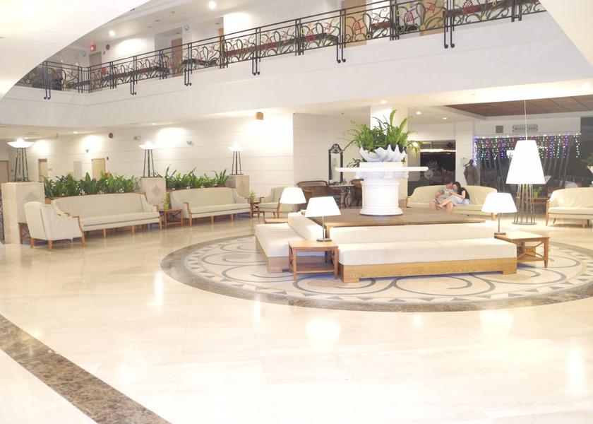  Koror Lobby