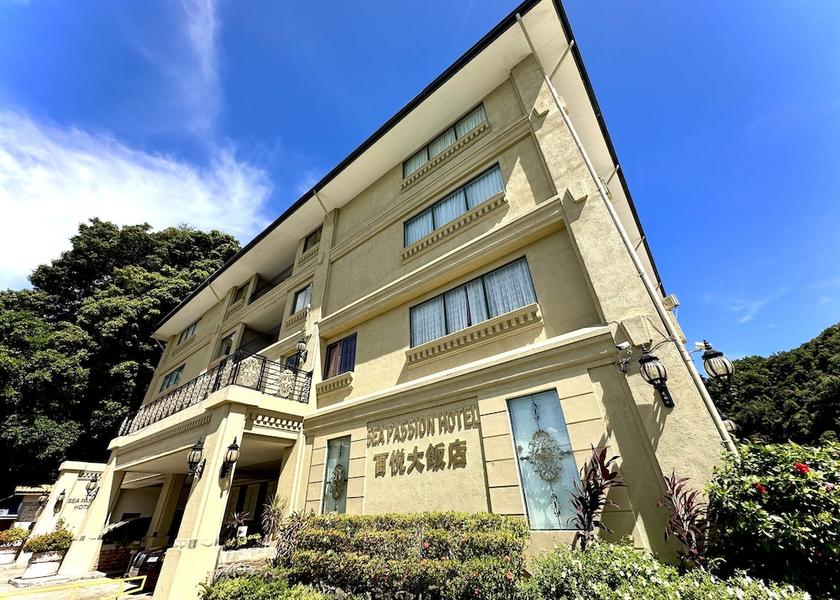 Koror Malakal Island Exterior