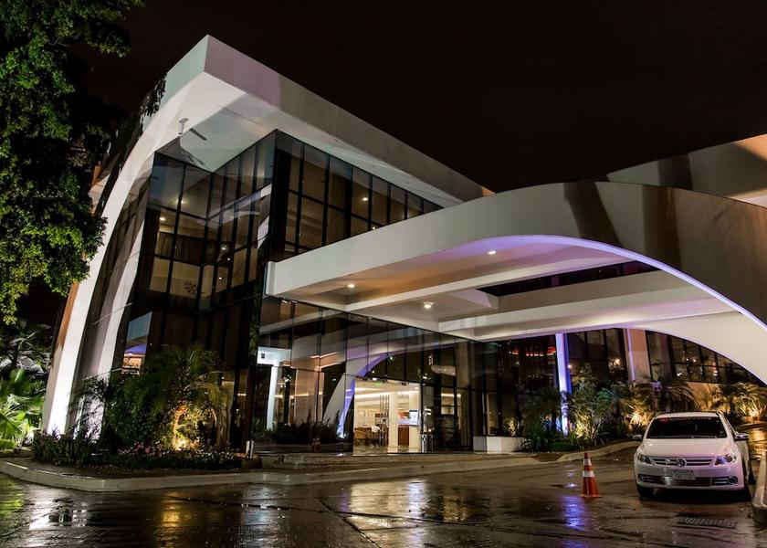  Ciudad Del Este Facade