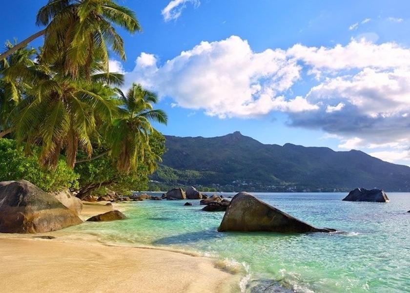  Cerf Island Beach