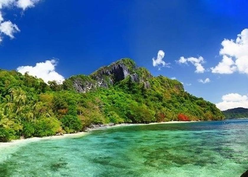  Cerf Island Beach