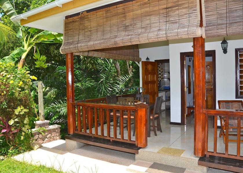  La Digue Hotel Exterior