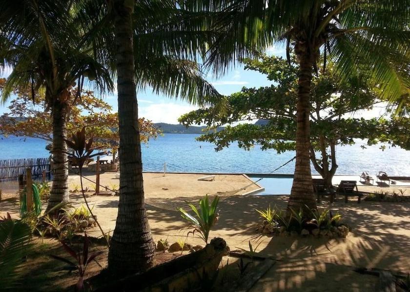  Utungake Beach